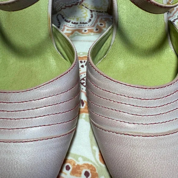 𝗡𝗘𝗪 𝐍.𝐘.𝐋.𝐀 Mary Jane Heels - Picture 9 of 14